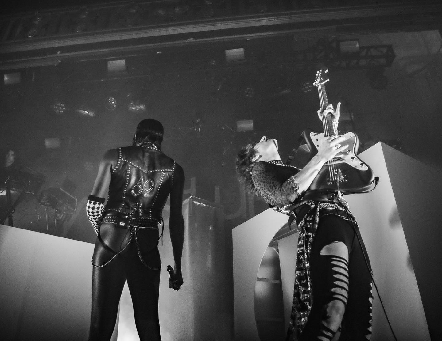 Yves Tumor — live photograph, black and white
